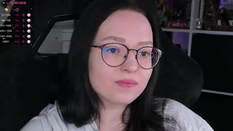 Snapshot of power_robynn chatting on 4, 11, 2025 Robyn online show from 4, 11, 2025