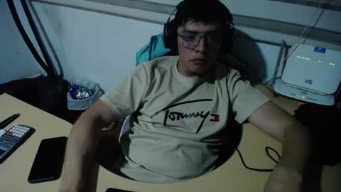 powerfulzeus2 online show from 29, 11, 2025