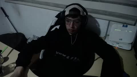 powerfulzeus2 online show from 18, 1, 2026