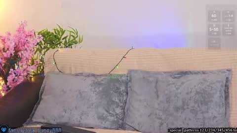 Lola online show from 27, 2, 2025