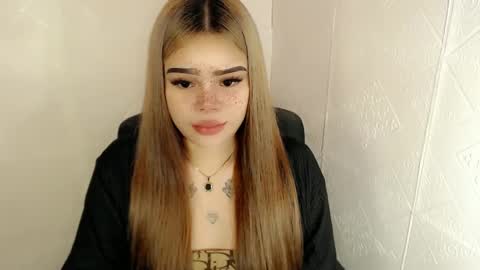 MAXXINE online show from 12, 3, 2025