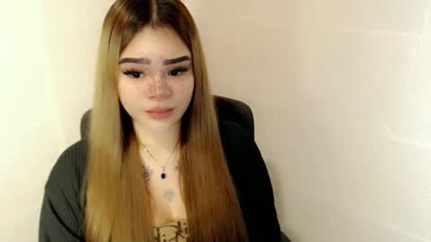 MAXXINE online show from 12, 3, 2026