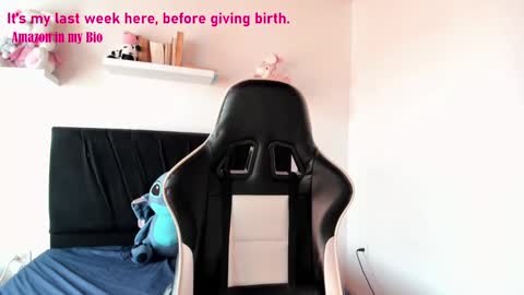 Angelly online show from 15, 1, 2025