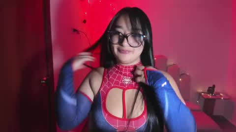 pretti scarlett online show from 15, 9, 2025