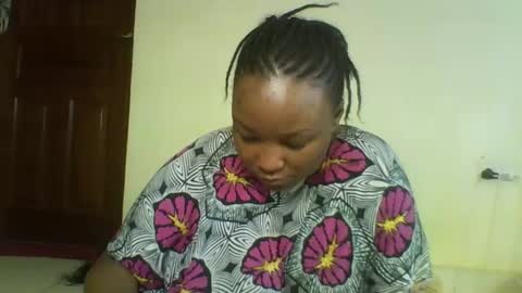 Prettie diva online show from 14, 9, 2025