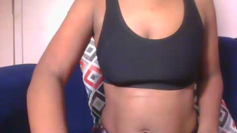 Snapshot of pretty_ebony23 chatting on 23, 6, 2026 chocolatebby90 online show from 23, 6, 2026