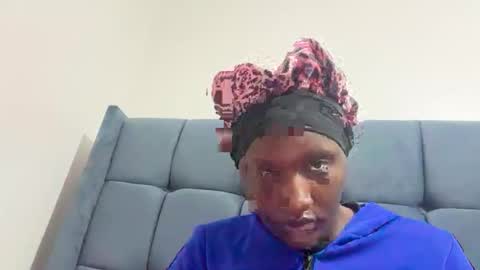 independent model online show from 25, 9, 2025