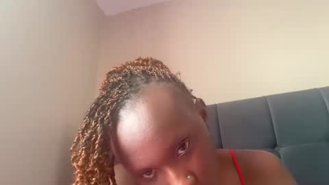 independent model online show from 7, 10, 2025