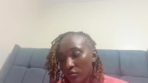 independent model online show from 8, 10, 2025