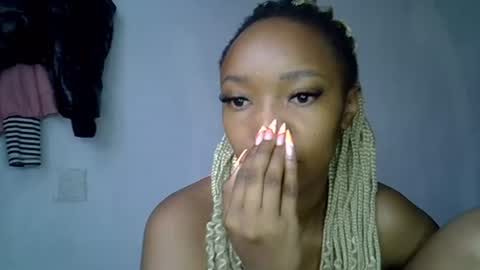 pretty jazminee online show from 12, 6, 2026