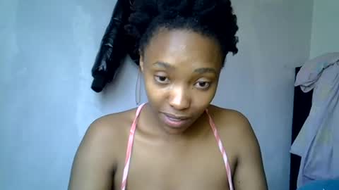 pretty jazminee online show from 18, 6, 2026