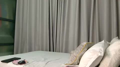 pretty_josey online show from 18, 4, 2026