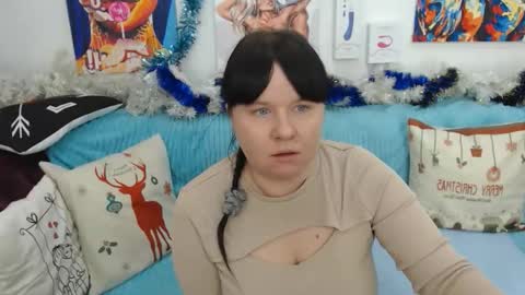 pretty_malika online show from 17, 12, 2025