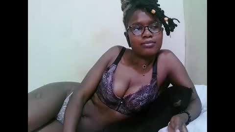 pretty_mellan online show from 23, 1, 2025
