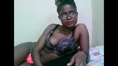 pretty_mellan online show from 24, 1, 2025