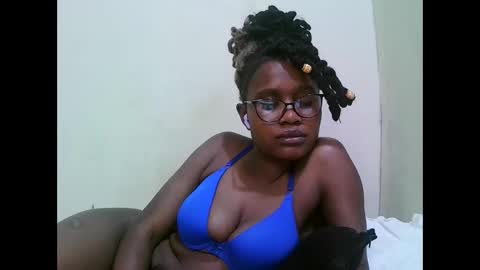 pretty_mellan online show from 25, 1, 2025