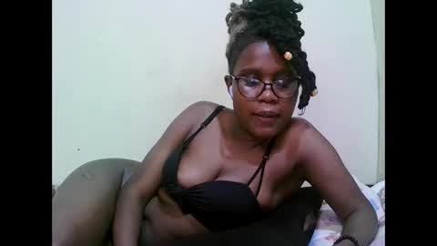 pretty_mellan online show from 1, 2, 2025