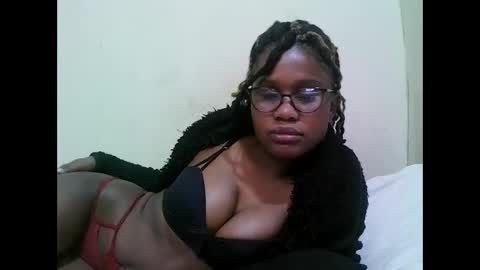 pretty_mellan online show from 6, 2, 2025