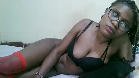 pretty_mellan online show from 14, 2, 2025