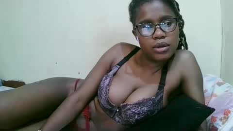 pretty_mellan online show from 6, 3, 2025