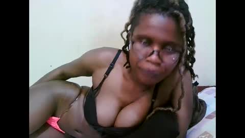 pretty_mellan online show from 8, 3, 2025