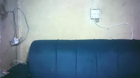 pretty_milan online show from 21, 12, 2025