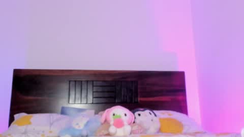pretty_moonn2 online show from 11, 6, 2026