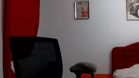 PrettyNatalie online show from 1, 6, 2026