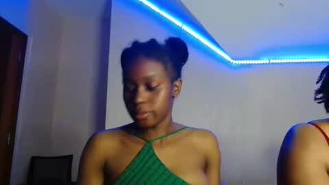 Snapshot of pretty_nyra chatting on 2, 5, 2026 Nyra online show from 2, 5, 2026