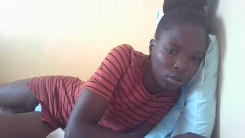 pretty_petite_ebony online show from 15, 2, 2025