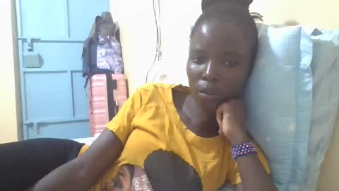 pretty_petite_ebony online show from 15, 2, 2025