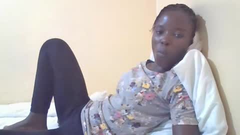 pretty_petite_ebony online show from 8, 3, 2025