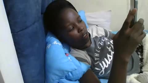 pretty_petite_ebony online show from 9, 4, 2026