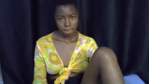 Snapshot of pretty_queen18 chatting on 23, 2, 2025 NASH online show from 23, 2, 2025