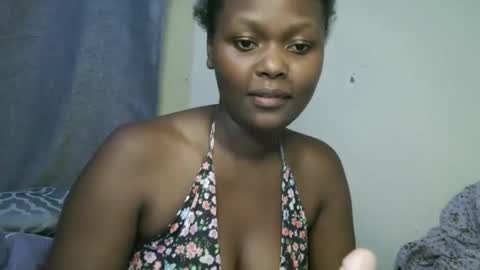 Snapshot of pretty_shanz chatting on 17, 10, 2025 pretty_shanz online show from 17, 10, 2025