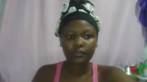 Snapshot of pretty_shanz chatting on 18, 11, 2025 pretty_shanz online show from 18, 11, 2025