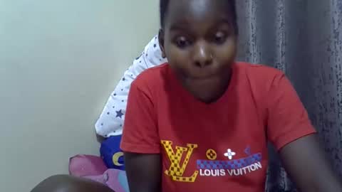 Snapshot of pretty_sheanna chatting on 18, 10, 2025 pretty_sheanna online show from 18, 10, 2025