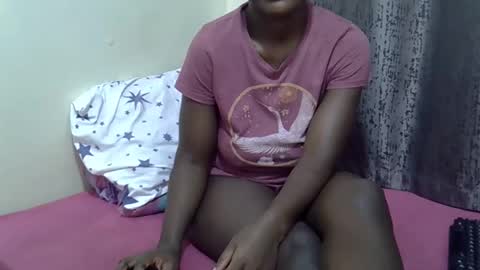 Snapshot of pretty_sheanna chatting on 18, 12, 2025 pretty_sheanna online show from 18, 12, 2025