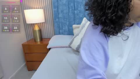 Daisy Flower online show from 11, 9, 2025