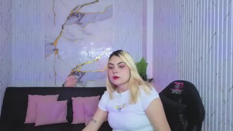 pretty_tay online show from 27, 5, 2026