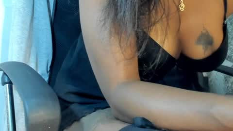 Snapshot of pretty_wannda chatting on 19, 6, 2026 online show from 19, 6, 2026