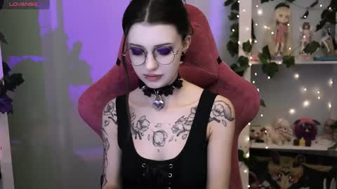 Violet online show from 15, 1, 2026