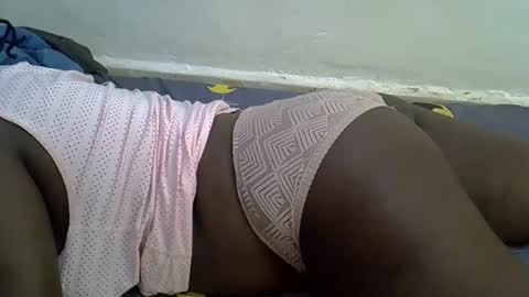 prettybooty1 online show from 6, 1, 2026