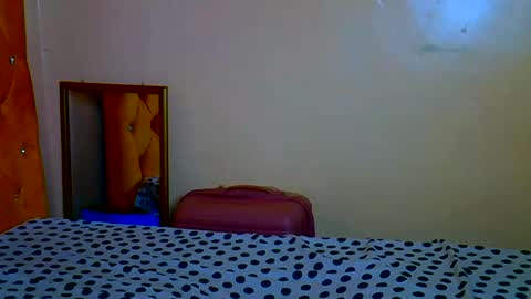 prettycandy0 online show from 15, 3, 2026