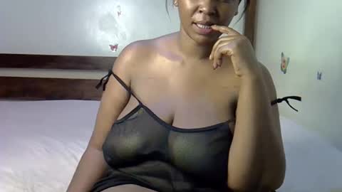 Snapshot of prettydey1 chatting on 28, 2, 2026 prettydey1 online show from 28, 2, 2026