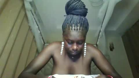 prettydulce online show from 12, 2, 2026