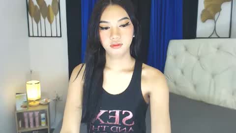 prettyhothugecock online show from 27, 2, 2025