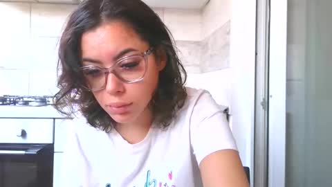 prettyjulliette online show from 23, 10, 2025