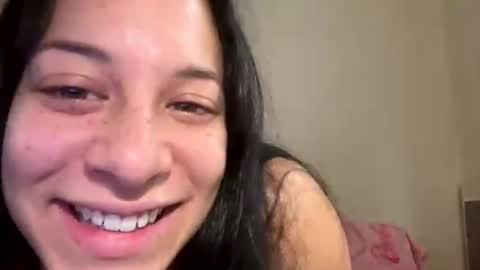 prettylilcherry online show from 17, 7, 2026