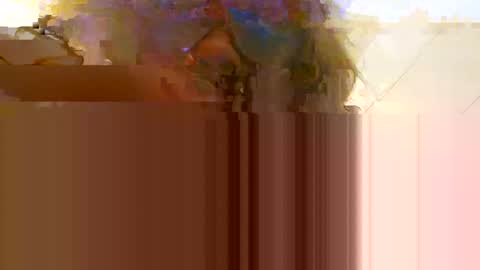 Mona Red online show from 9, 3, 2025